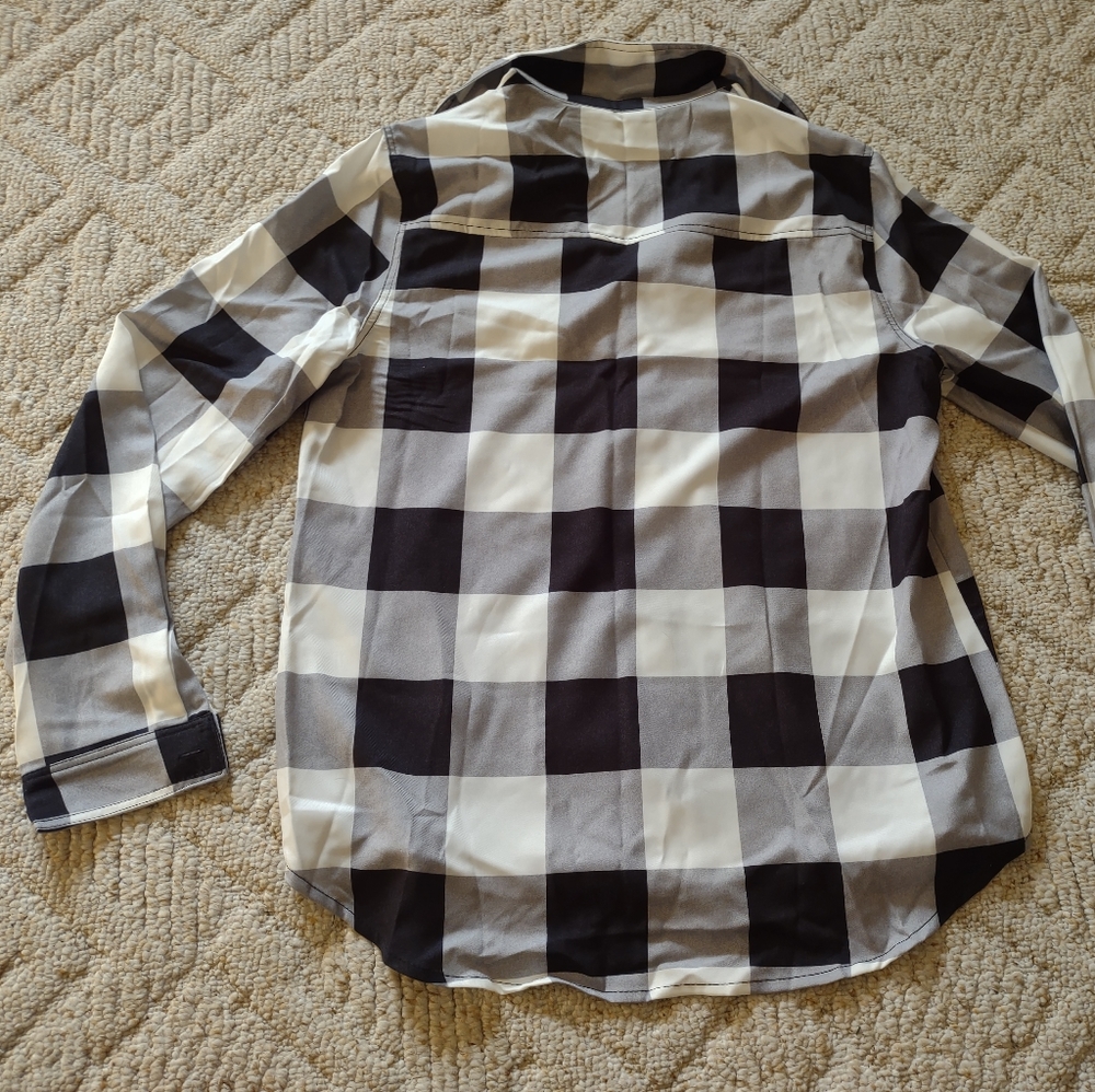 Black & White Buffalo Plaid (NIB) - Picture 5 of 16